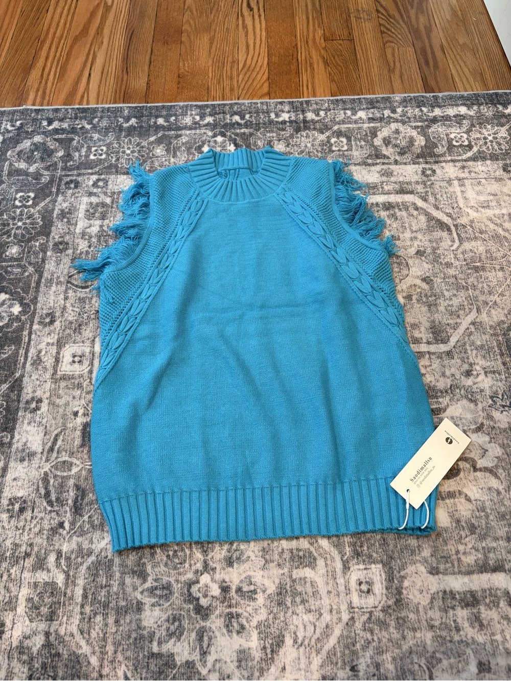 Fringed Cable-Knit Sleeveless Sweater - lake Blue